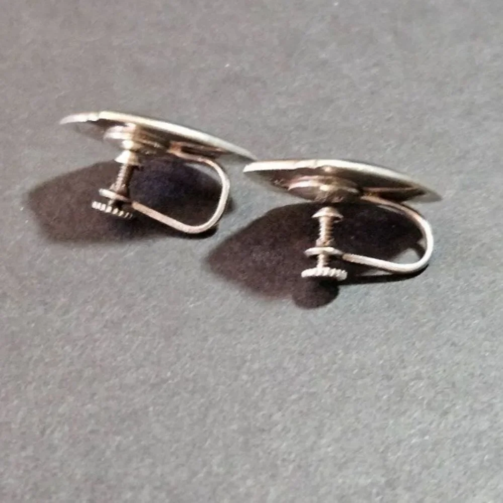 Siam Sterling silver vintage screw back clip on earrings